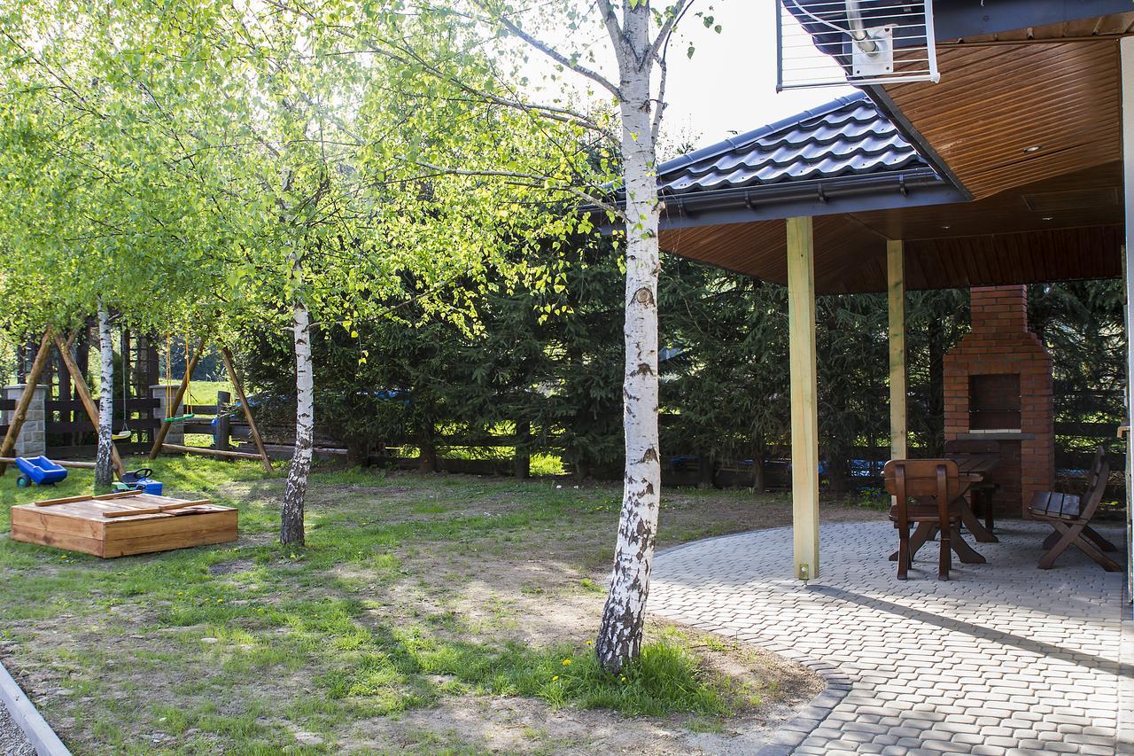 Ferienwohnung "Miedzy Gruszka A Sanem" Lesko Exterior foto